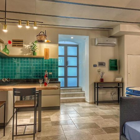 Amay City Suite Bari Exterior photo